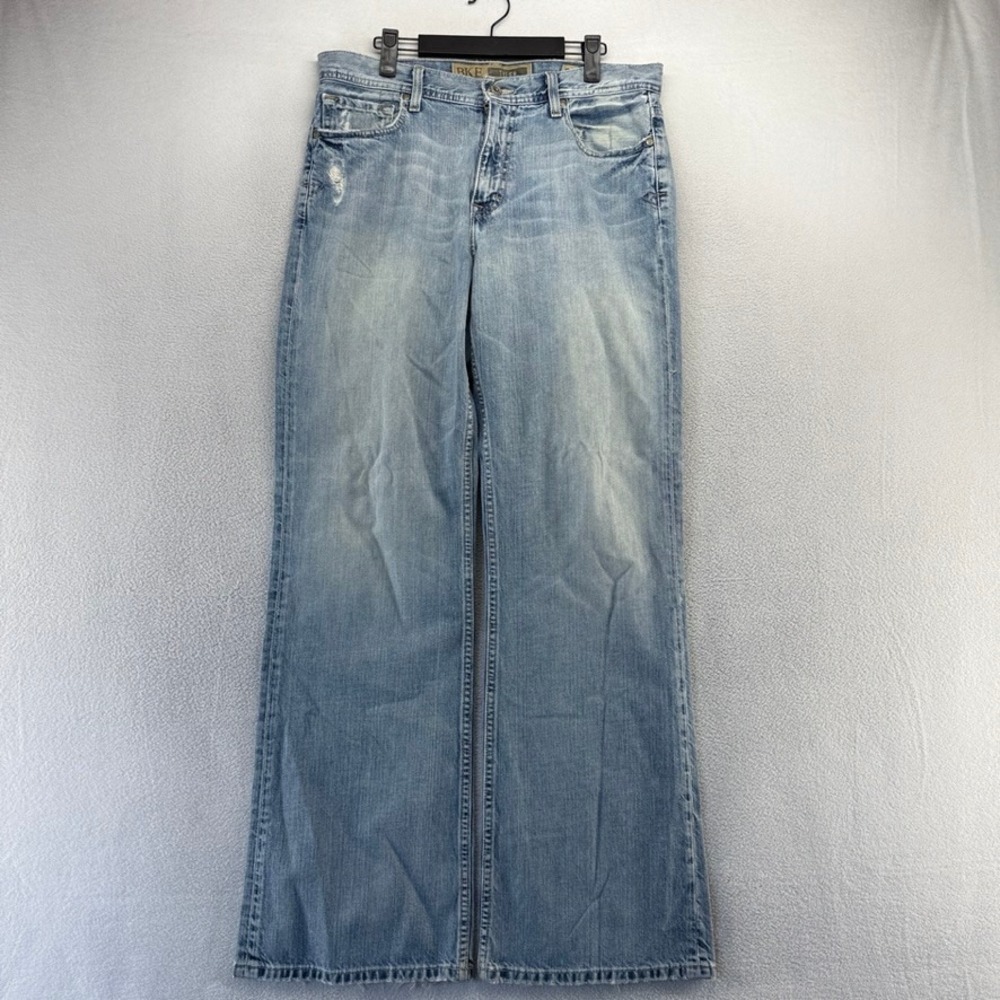 Vintage BKE Jeans Mens 32 Blue Tyler Distressed Bootcut Baggy Denim y2k Light